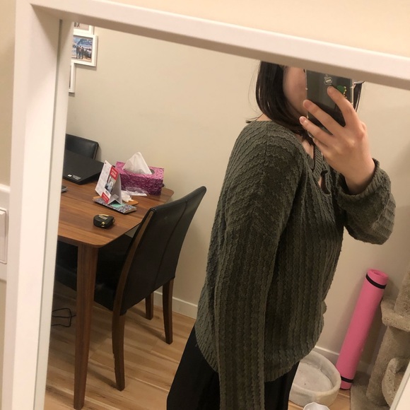 Hollister Oversized Knit Sweater Army green - Picture 6 of 6